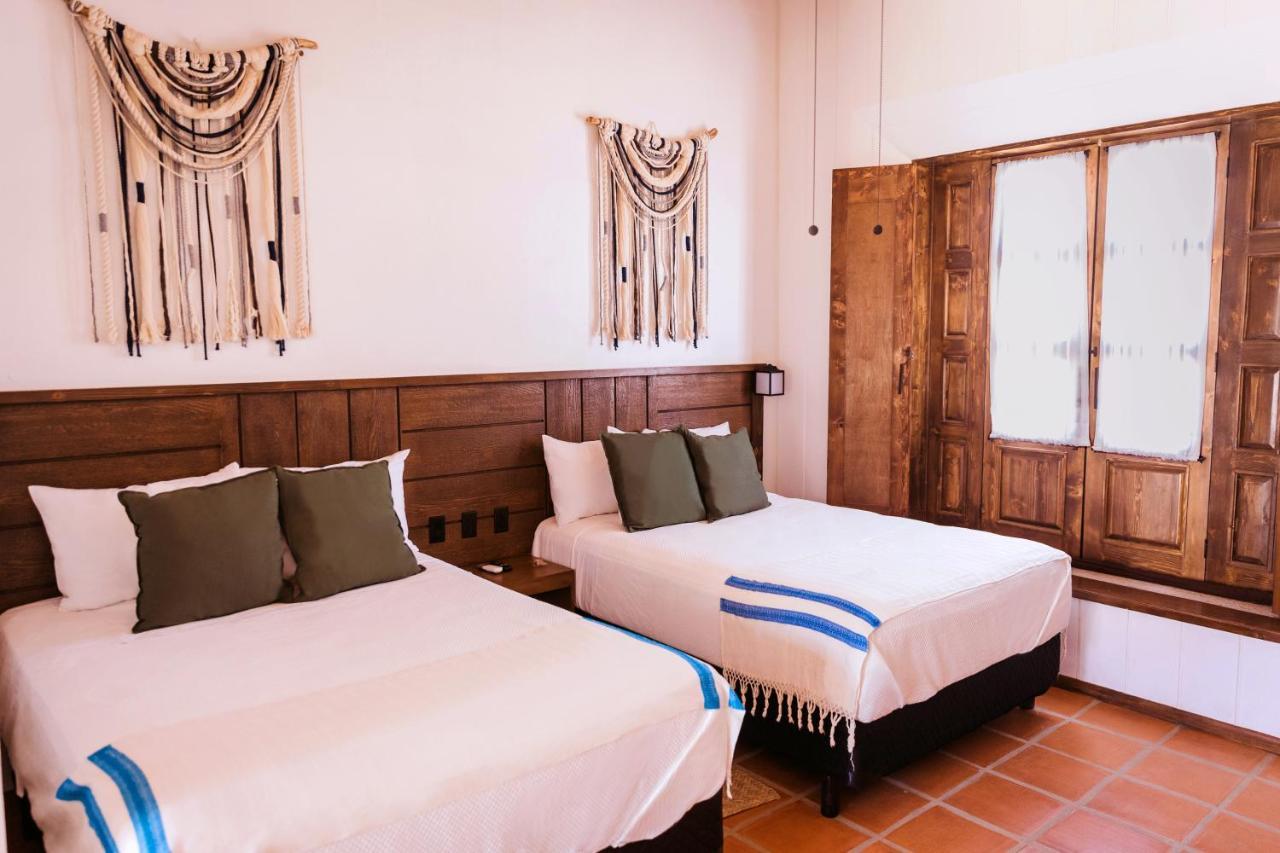 Casa Entrevez Bed & Breakfast Valle de Guadalupe Exterior photo